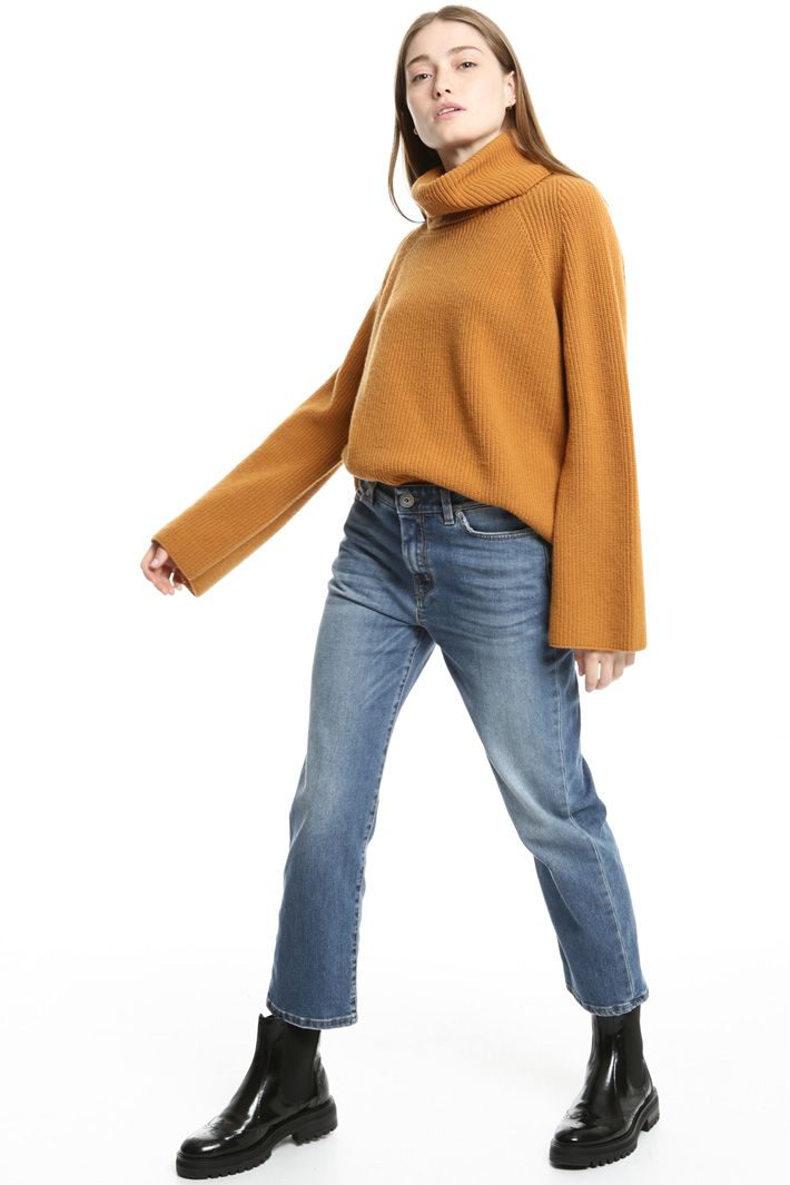 Pure wool turtleneck sweater Intrend Pure wool turtleneck sweater Intrend