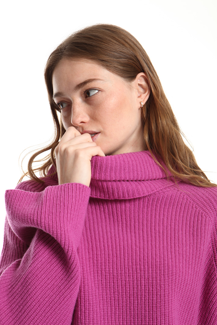 Pure wool turtleneck sweater Intrend Pure wool turtleneck sweater Intrend
