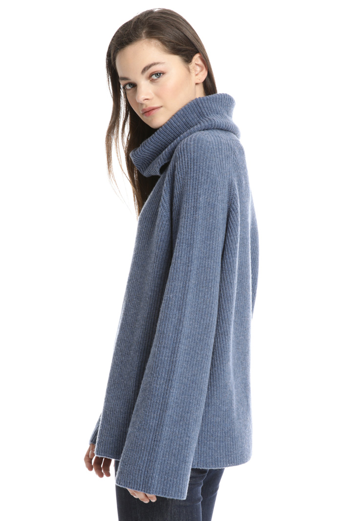 Pure wool turtleneck sweater Intrend Pure wool turtleneck sweater Intrend