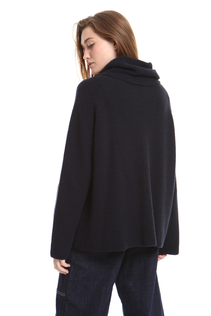 Pure wool turtleneck sweater Intrend Pure wool turtleneck sweater Intrend