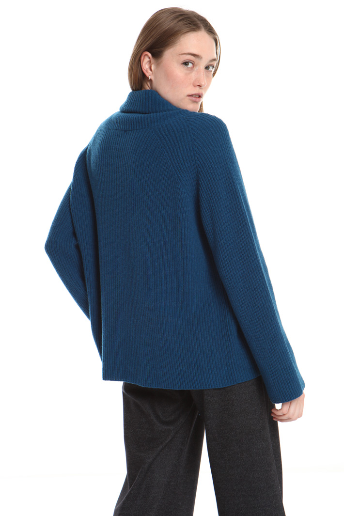 Pure wool turtleneck sweater Intrend Pure wool turtleneck sweater Intrend