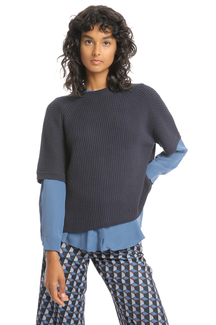 Crossed panel sweater Intrend Crossed panel sweater Intrend