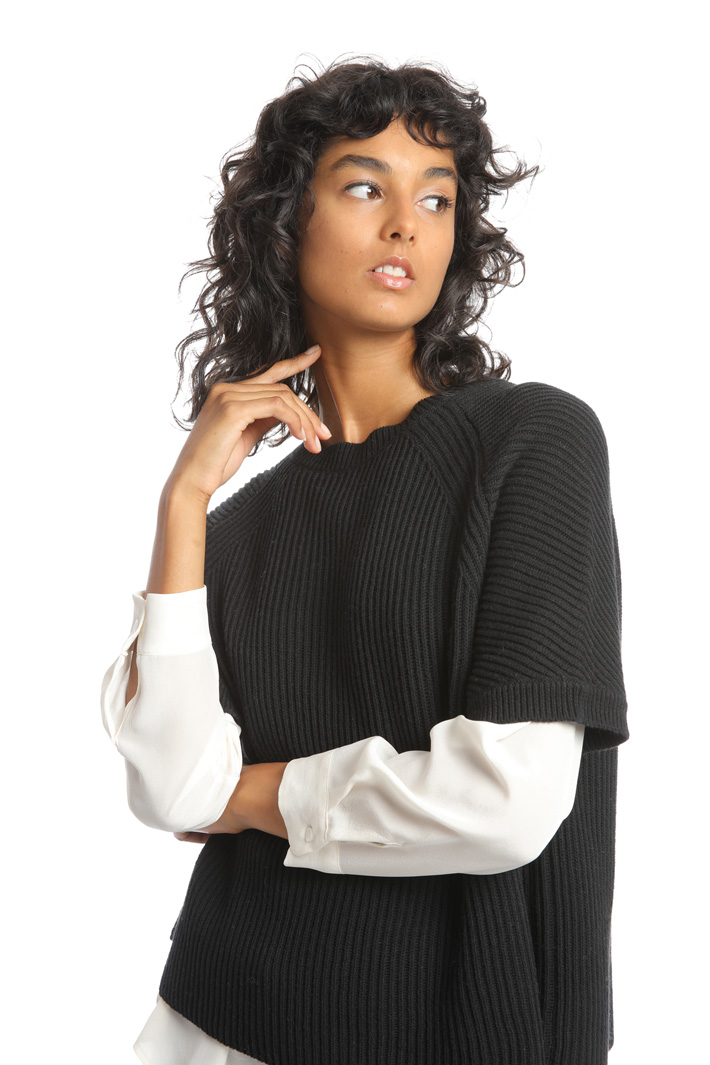 Crossed panel sweater Intrend Crossed panel sweater Intrend