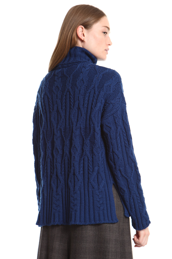 Wool turtleneck sweater Intrend Wool turtleneck sweater Intrend