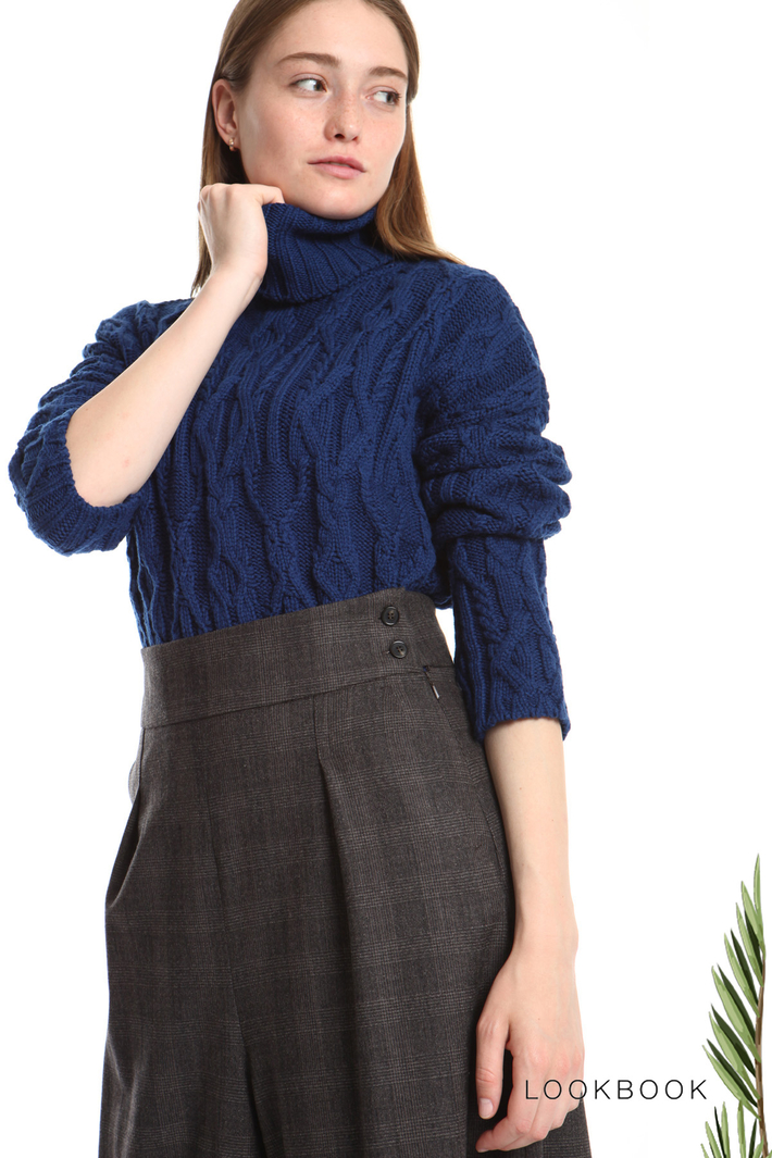 Wool turtleneck sweater Intrend Wool turtleneck sweater Intrend