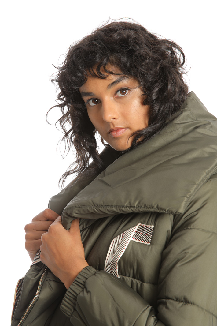 High neck padded coat Intrend High neck padded coat Intrend