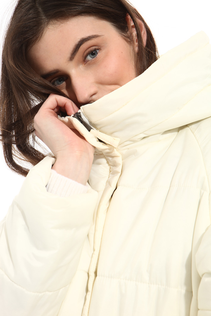 Hooded puffer coat Intrend Hooded puffer coat Intrend