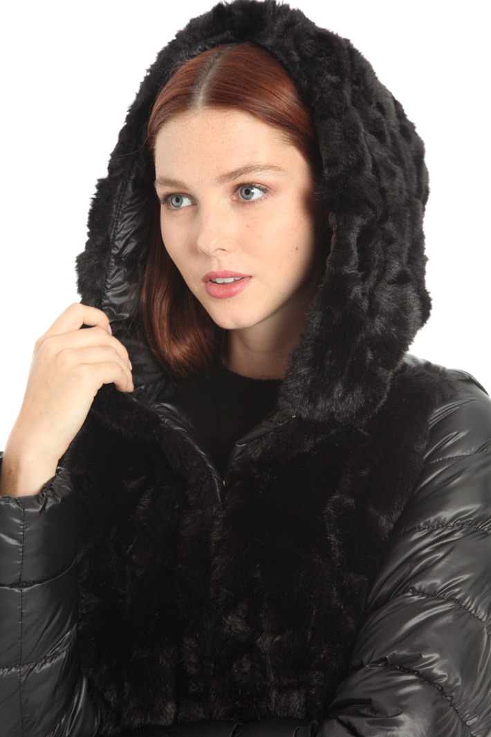 Fur puffer jacket Intrend Fur puffer jacket Intrend