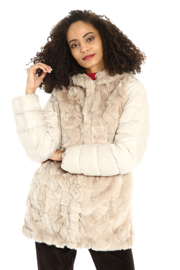 Fur puffer jacket Intrend Fur puffer jacket Intrend