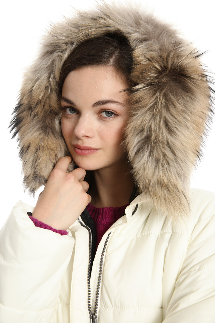 Fur trimmed puffer coat Intrend Fur trimmed puffer coat Intrend