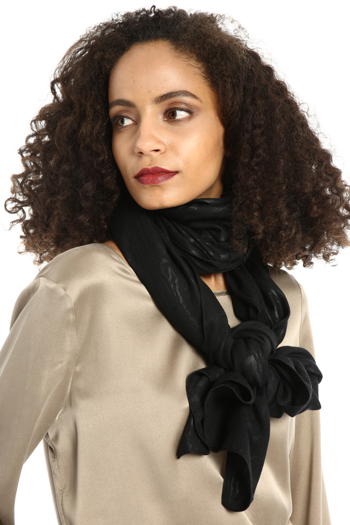 Fluid viscose scarf Intrend Fluid viscose scarf Intrend
