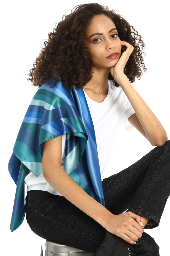 Geometric pattern foulard Intrend Geometric pattern foulard Intrend