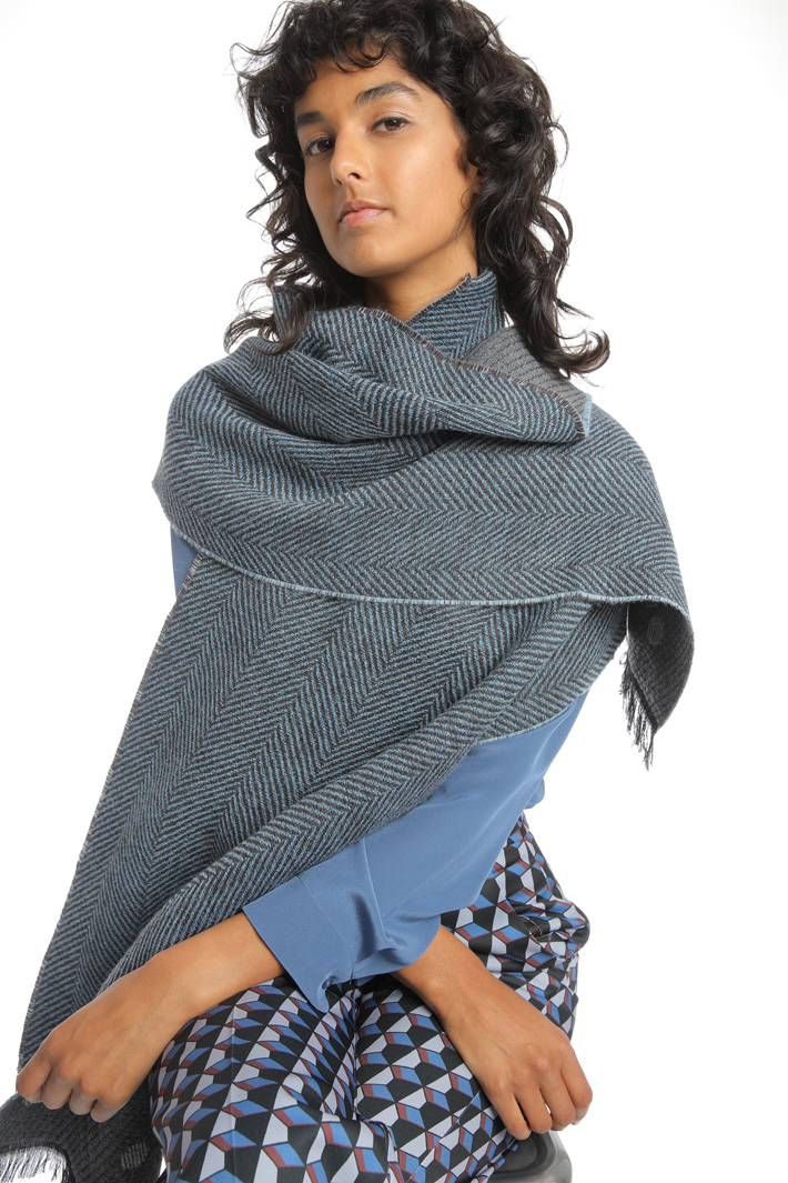 Wool blend polka-dot scarf Intrend Wool blend polka-dot scarf Intrend