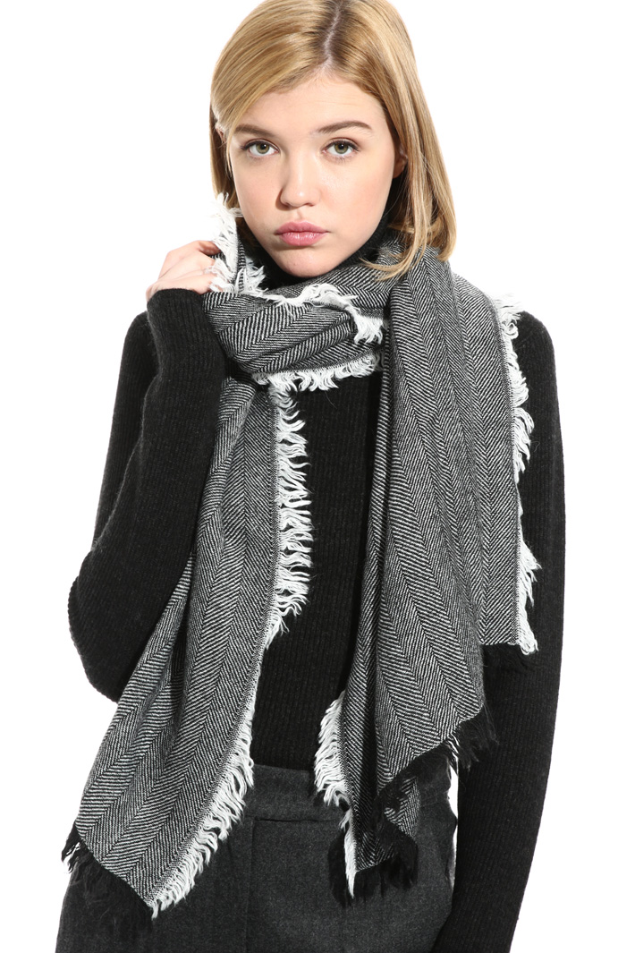 Fringed scarf Intrend Fringed scarf Intrend