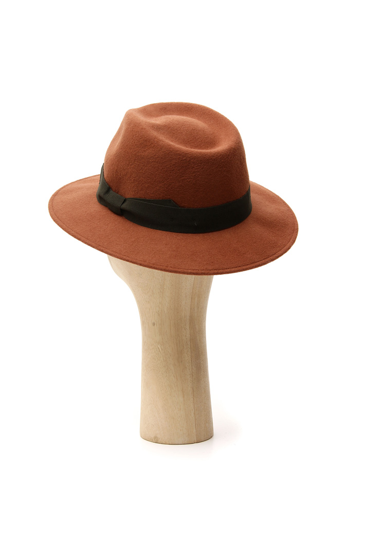 Felted cotton hat Intrend Felted cotton hat Intrend