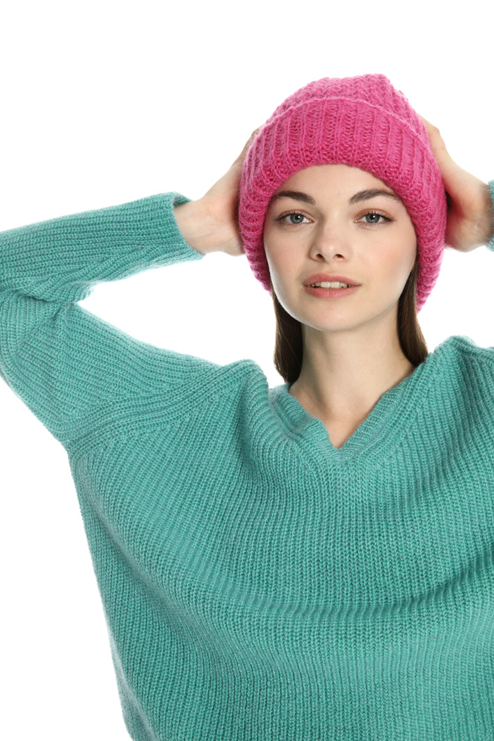 Mohair blend knit hat Intrend Mohair blend knit hat Intrend