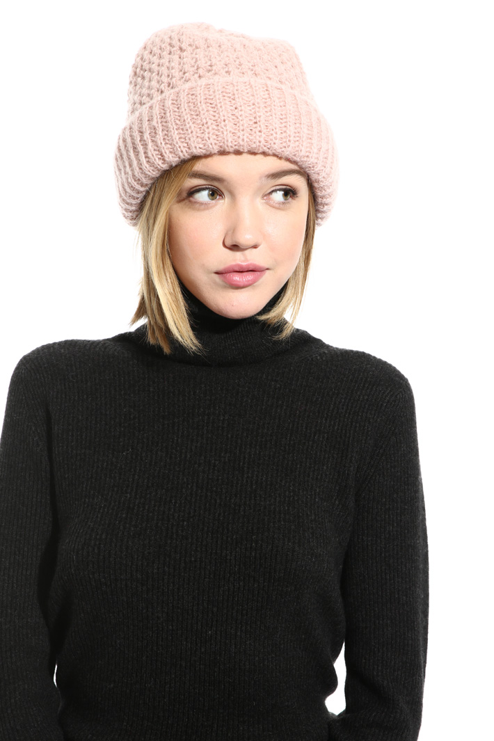 Mohair blend knit hat Intrend Mohair blend knit hat Intrend
