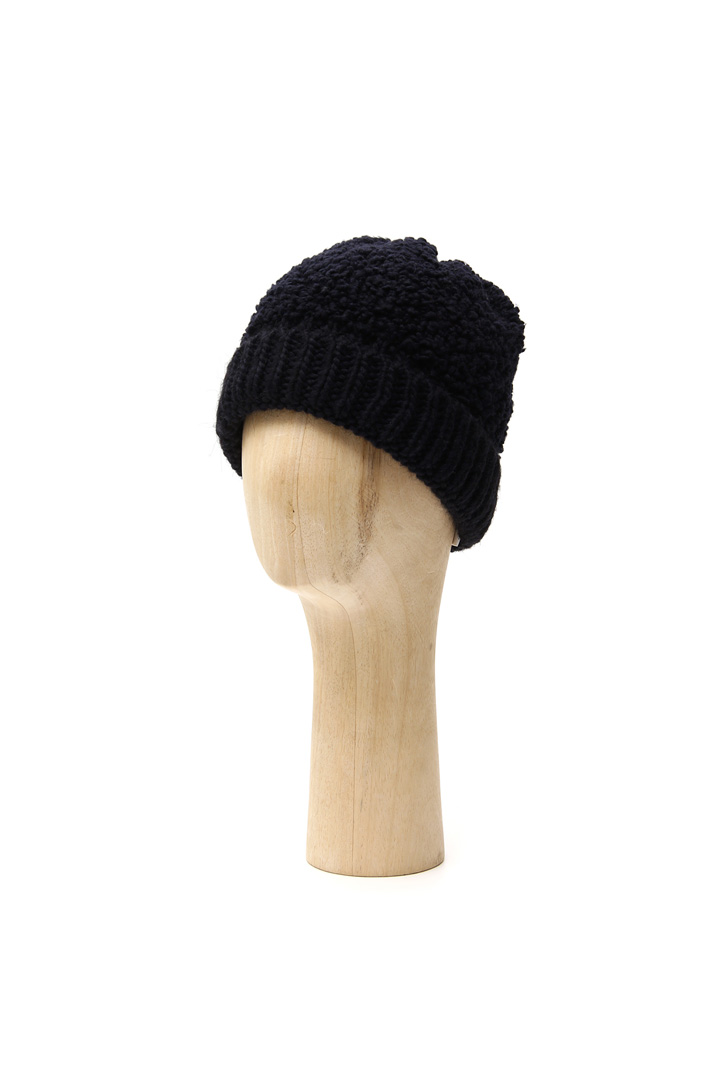 Bouclé wool knit hat Intrend Bouclé wool knit hat Intrend