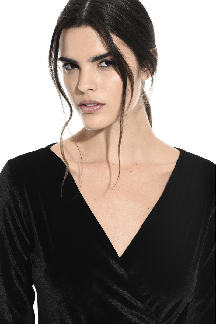 Velvet bodysuit top Intrend Velvet bodysuit top Intrend