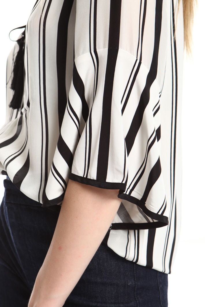 Silk and viscose blouse Intrend Silk and viscose blouse Intrend