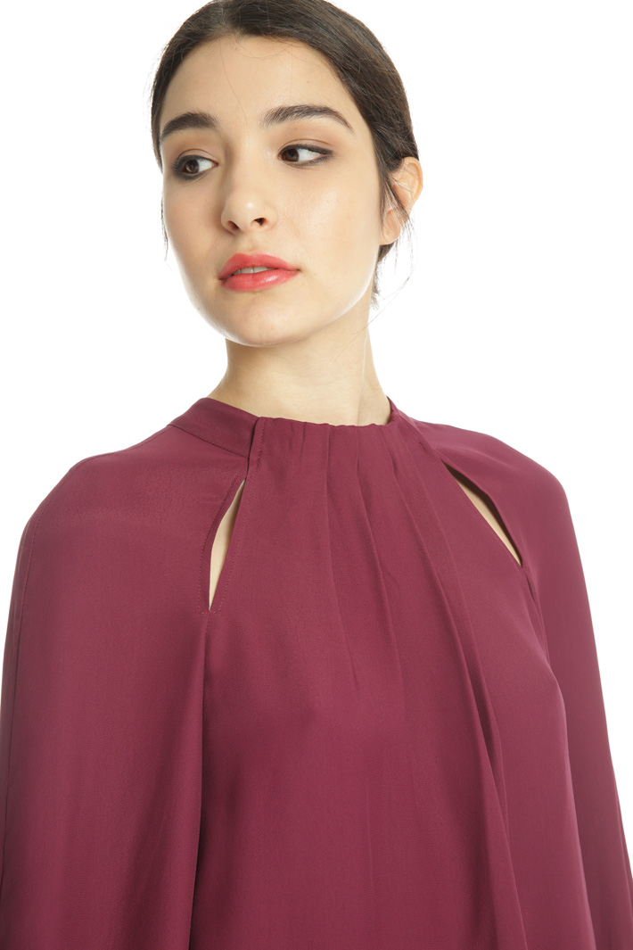 Blouse with cut-outs Intrend Blouse with cut-outs Intrend
