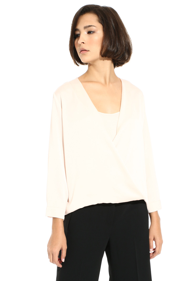 Blouse in hammered satin Intrend Blouse in hammered satin Intrend