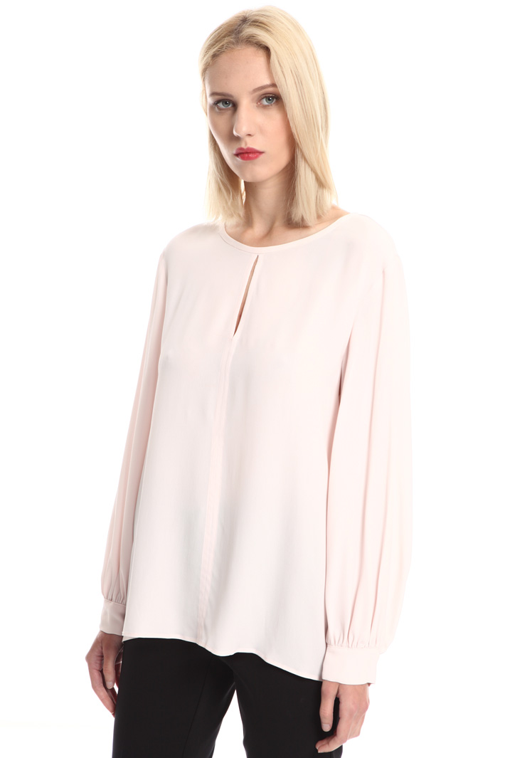 Silk crepe blouse Intrend Silk crepe blouse Intrend