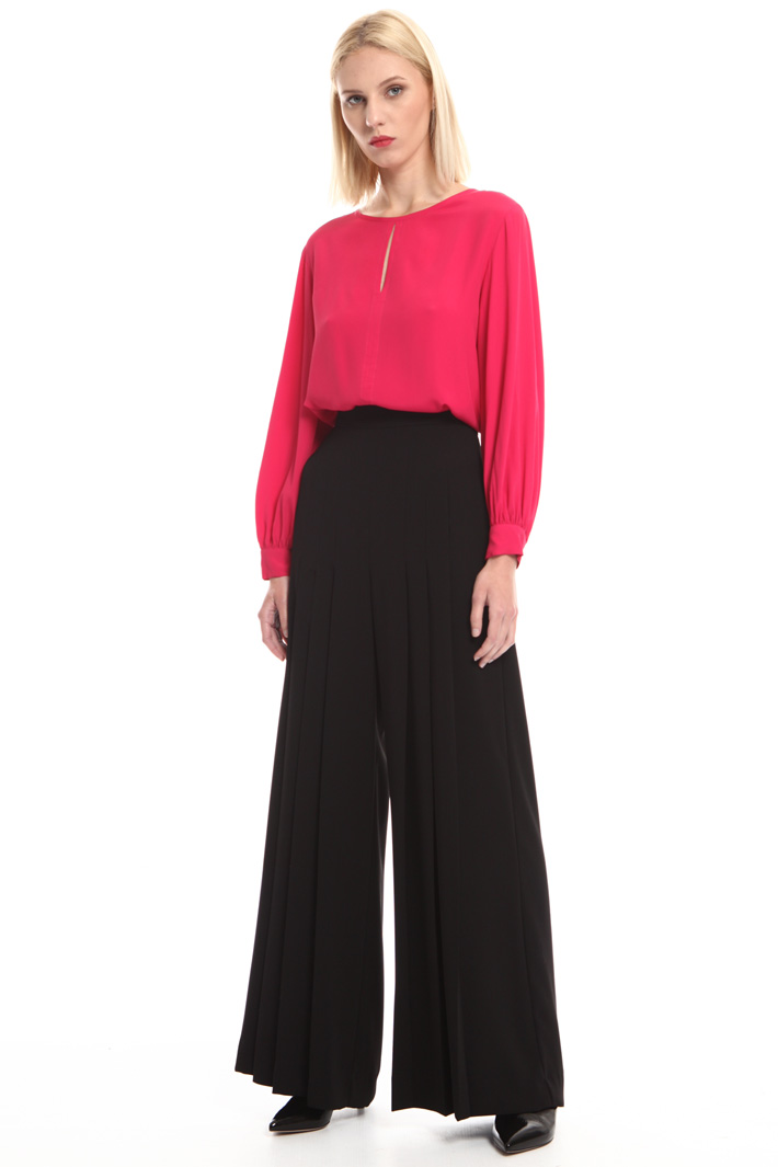 Silk crepe blouse Intrend Silk crepe blouse Intrend