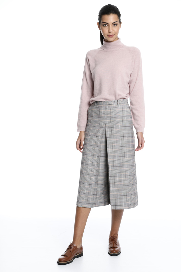 Cropped trousers Intrend Cropped trousers Intrend