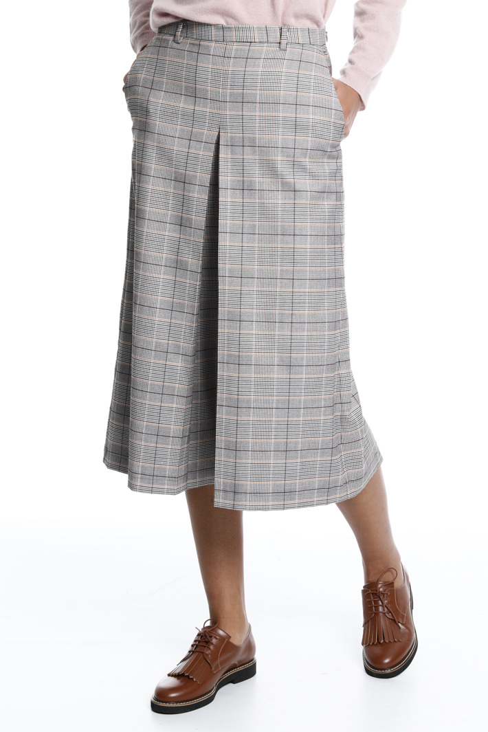 Cropped trousers Intrend Cropped trousers Intrend