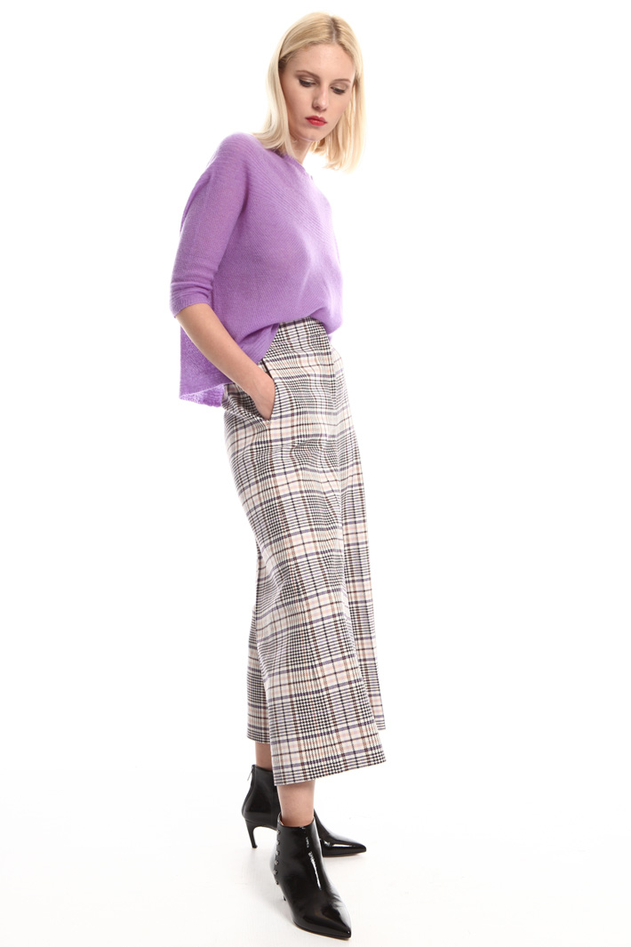 Cropped yarn-dyed trousers Intrend Cropped yarn-dyed trousers Intrend