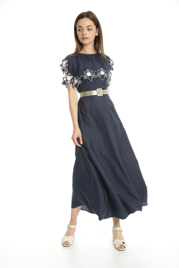 Opaque satin dress Intrend Opaque satin dress Intrend