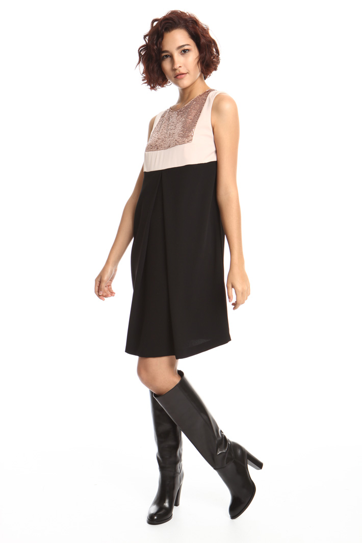 Abito con inserto paillettes Intrend Abito con inserto paillettes Intrend