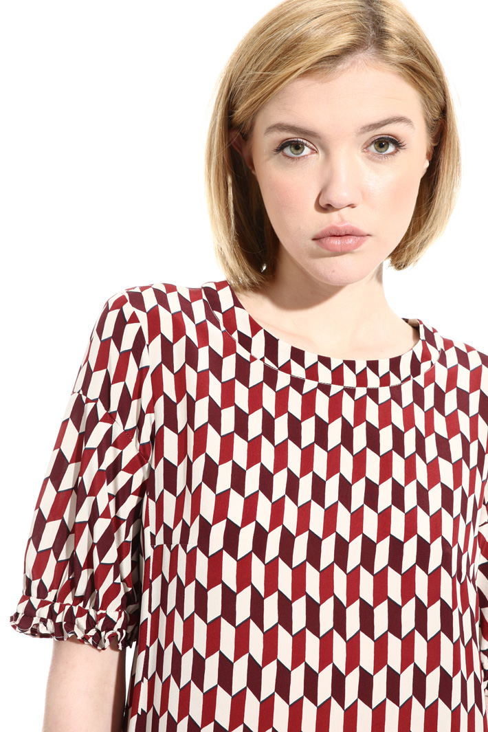 Short silk dress Intrend Short silk dress Intrend