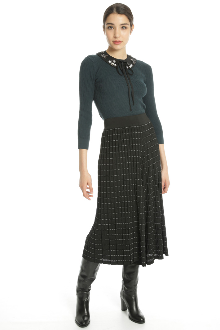 Jewel collar sweater Intrend Jewel collar sweater Intrend