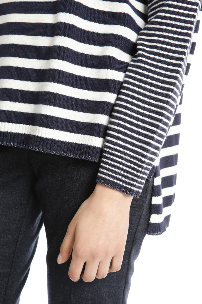 Wool blend yarn sweater Intrend Wool blend yarn sweater Intrend