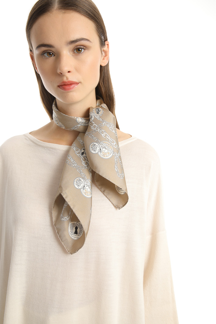 Pure silk foulard Intrend Pure silk foulard Intrend