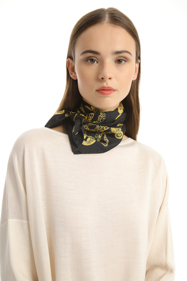 Pure silk foulard Intrend Pure silk foulard Intrend