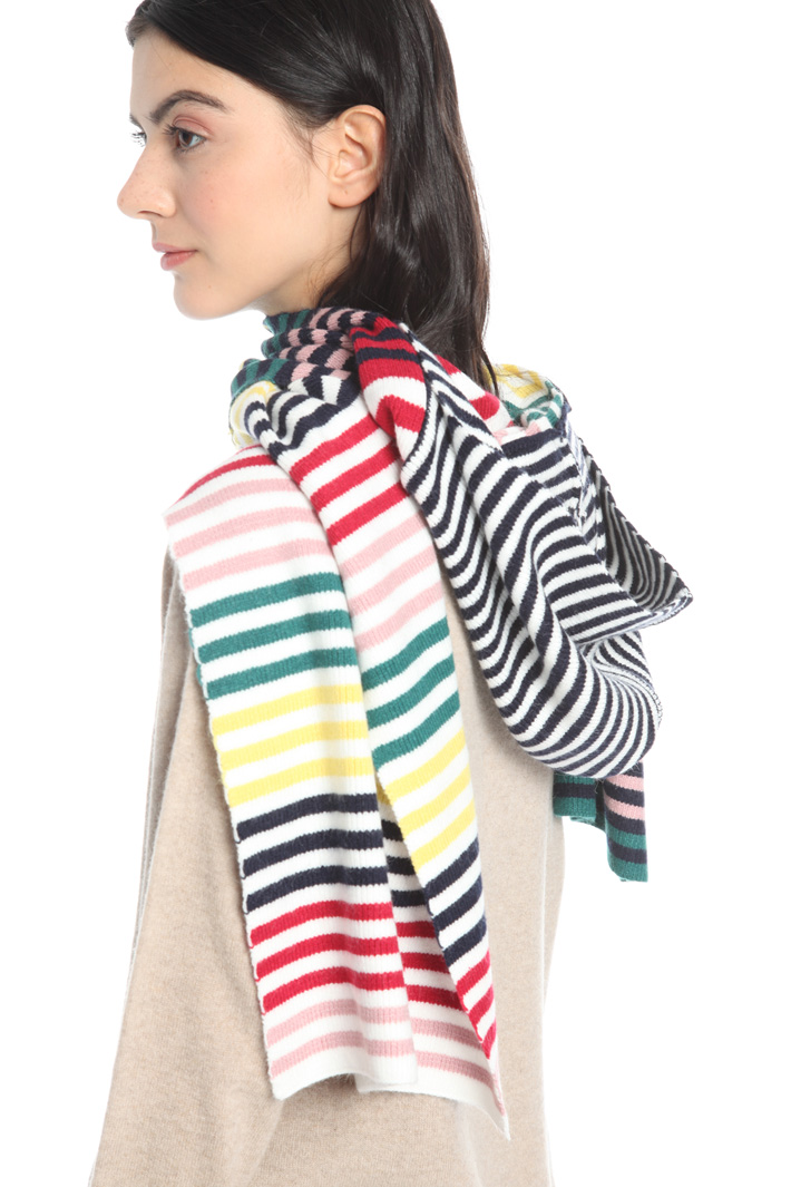 Hooded scarf with stripes Intrend Hooded scarf with stripes Intrend