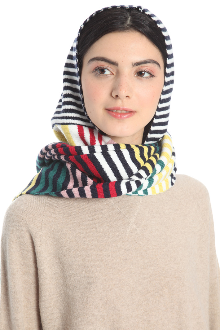 Hooded scarf with stripes Intrend Hooded scarf with stripes Intrend