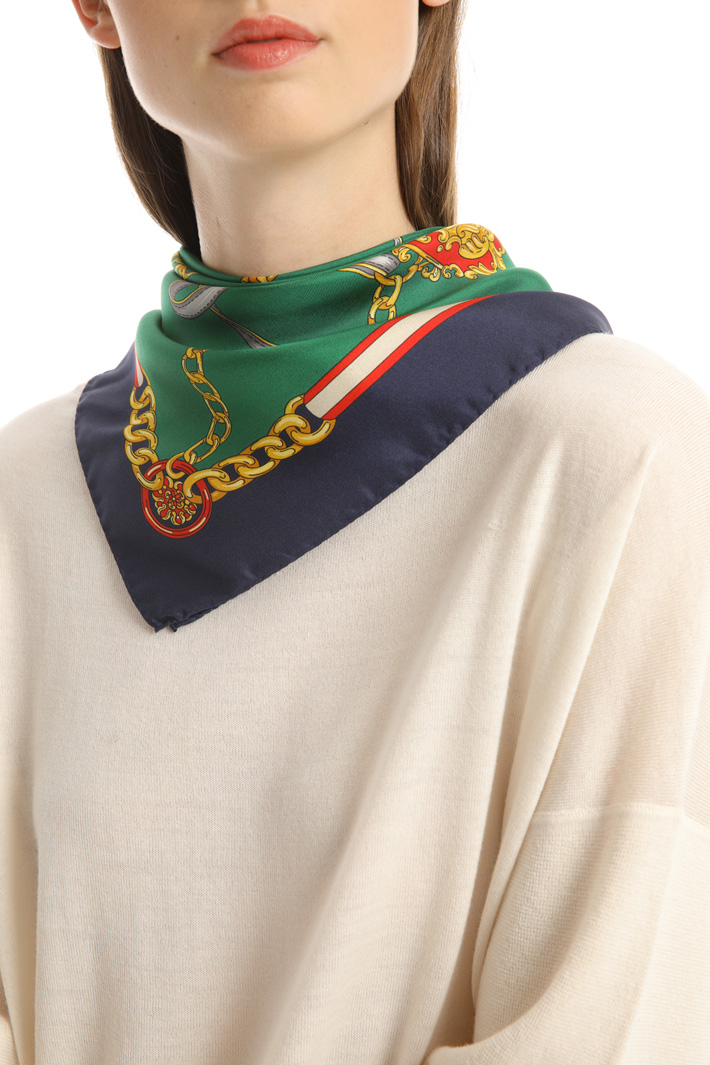 Pure silk foulard Intrend Pure silk foulard Intrend