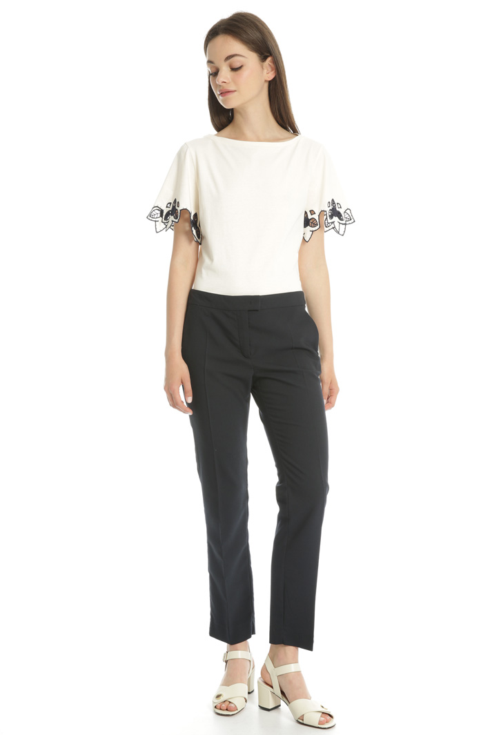 Scalloped sleeve T-shirt Intrend Scalloped sleeve T-shirt Intrend