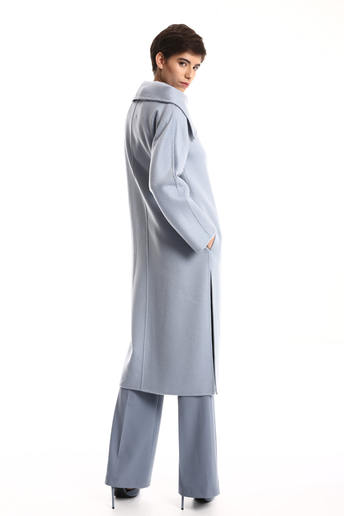Wide lapel coat Intrend Wide lapel coat Intrend
