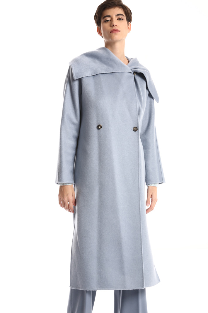Wide lapel coat Intrend Wide lapel coat Intrend