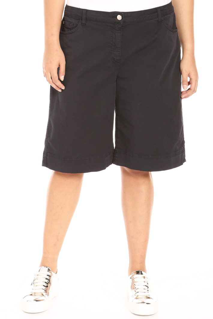 Short trousers in pure cotton Intrend Short trousers in pure cotton Intrend