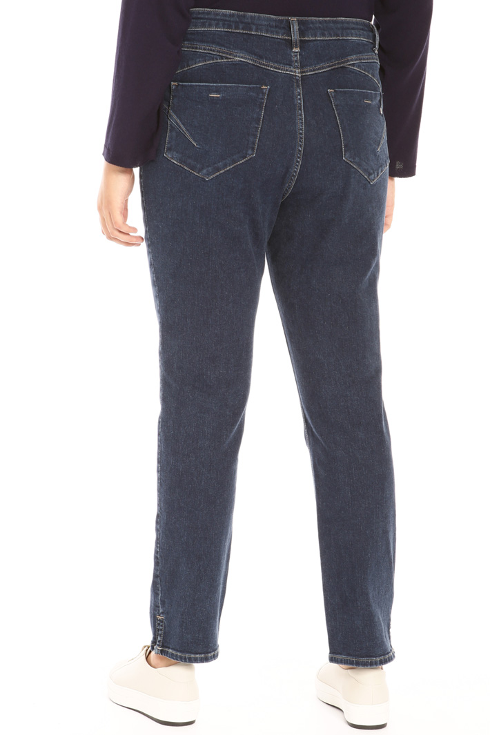 Semi-fitting denim trousers Intrend Semi-fitting denim trousers Intrend