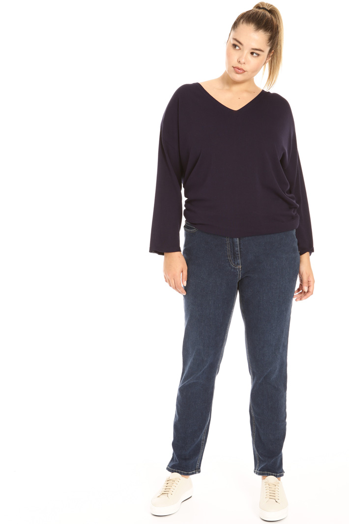 Semi-fitting denim trousers Intrend Semi-fitting denim trousers Intrend
