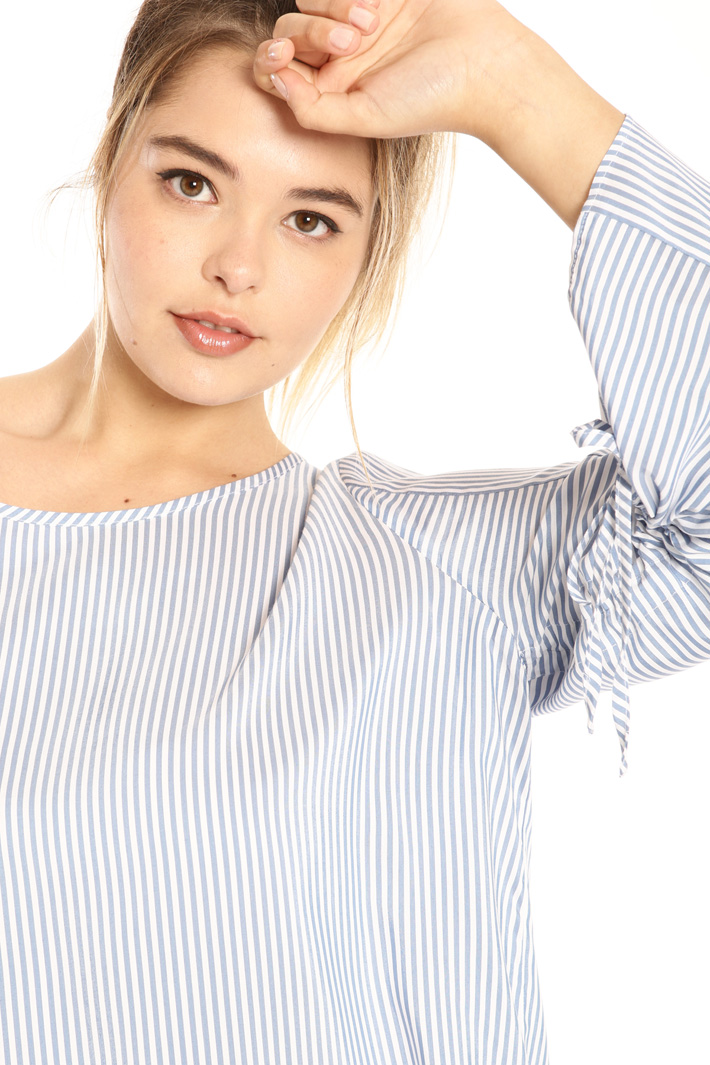 Yarn-dyed viscose blouse Intrend Yarn-dyed viscose blouse Intrend