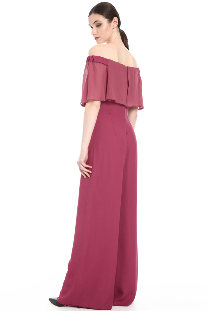 Enver satin suit with ruffles Intrend Enver satin suit with ruffles Intrend