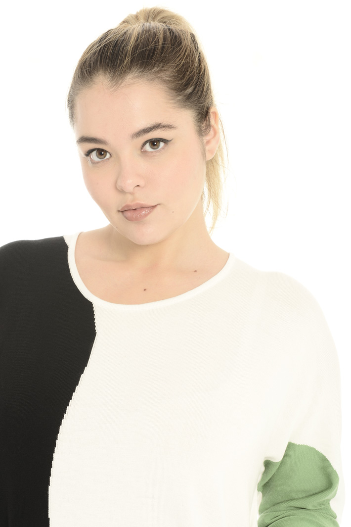 Stretch viscose sweater Intrend Stretch viscose sweater Intrend